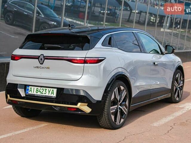 Сірий Рено Megane E-Tech, об'ємом двигуна 0 л та пробігом 54 тис. км за 21700 $, фото 5 на Automoto.ua