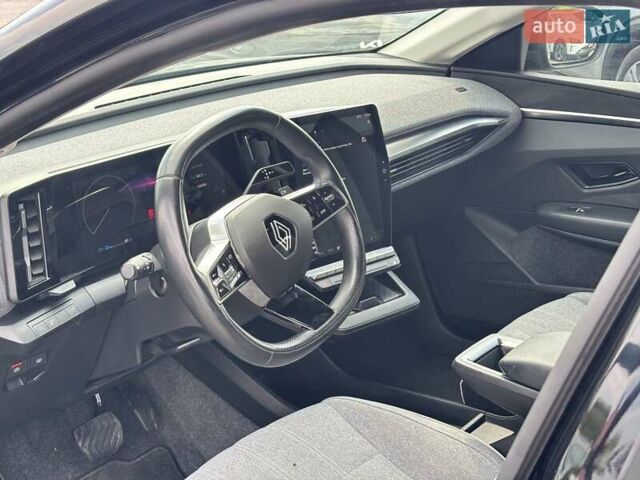 Сірий Рено Megane E-Tech, об'ємом двигуна 0 л та пробігом 134 тис. км за 18450 $, фото 32 на Automoto.ua