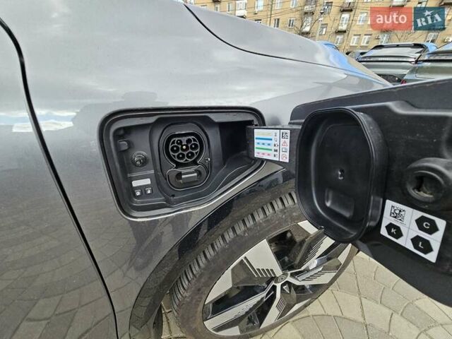 Серый Рено Megane E-Tech, объемом двигателя 0 л и пробегом 16 тыс. км за 25900 $, фото 22 на Automoto.ua