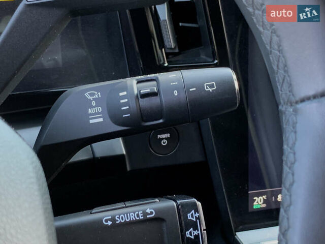Серый Рено Megane E-Tech, объемом двигателя 0 л и пробегом 22 тыс. км за 21955 $, фото 52 на Automoto.ua