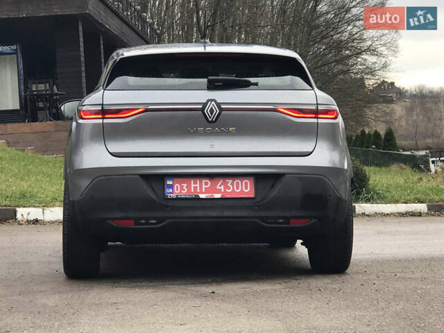 Сірий Рено Megane E-Tech, об'ємом двигуна 0 л та пробігом 40 тис. км за 19400 $, фото 8 на Automoto.ua