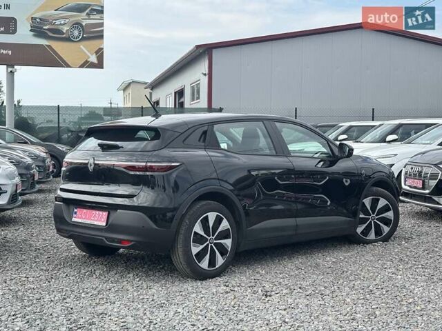 Серый Рено Megane E-Tech, объемом двигателя 0 л и пробегом 134 тыс. км за 17999 $, фото 6 на Automoto.ua