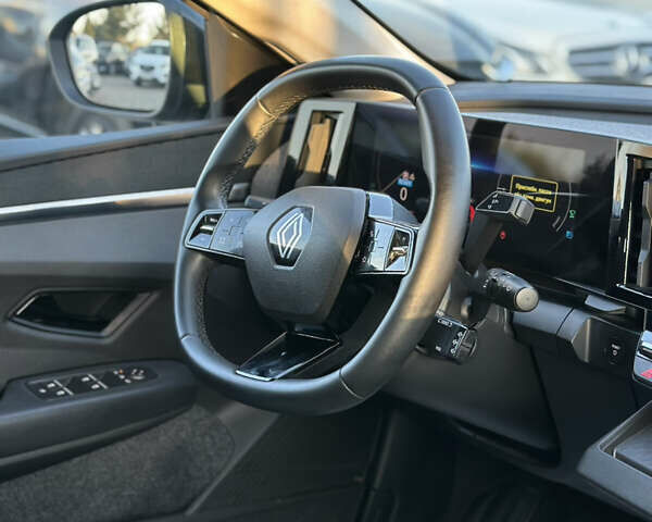 Серый Рено Megane E-Tech, объемом двигателя 0 л и пробегом 90 тыс. км за 19450 $, фото 31 на Automoto.ua