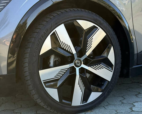 Рено Megane E-Tech 2023 в Дубно на Automoto.ua Серый Рено Megane E-Tech, объемом двигателя 0 л и пробегом 100 тыс. км за 22500 $, фото 24 на Automoto.ua