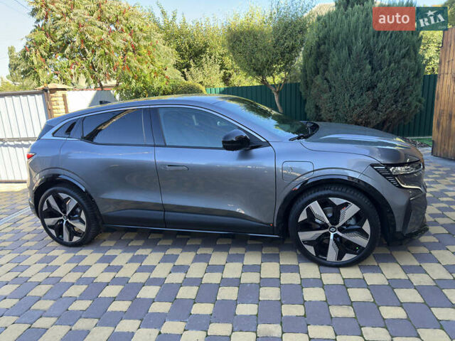 Сірий Рено Megane E-Tech, об'ємом двигуна 0 л та пробігом 23 тис. км за 22800 $, фото 20 на Automoto.ua