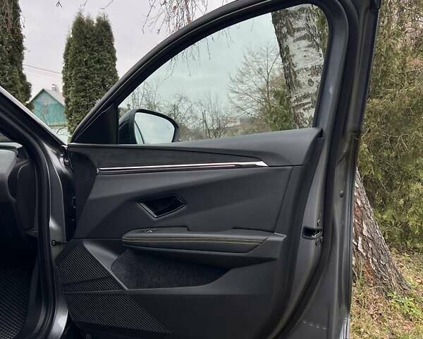 Серый Рено Megane E-Tech, объемом двигателя 0 л и пробегом 33 тыс. км за 23450 $, фото 27 на Automoto.ua