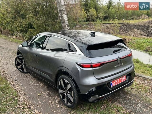 Серый Рено Megane E-Tech, объемом двигателя 0 л и пробегом 33 тыс. км за 23450 $, фото 48 на Automoto.ua