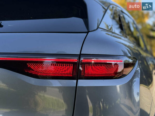 Серый Рено Megane E-Tech, объемом двигателя 0 л и пробегом 100 тыс. км за 22300 $, фото 40 на Automoto.ua