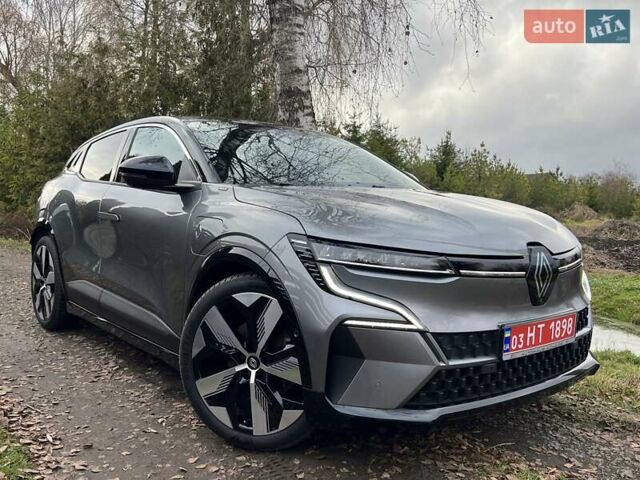 Серый Рено Megane E-Tech, объемом двигателя 0 л и пробегом 33 тыс. км за 23450 $, фото 13 на Automoto.ua