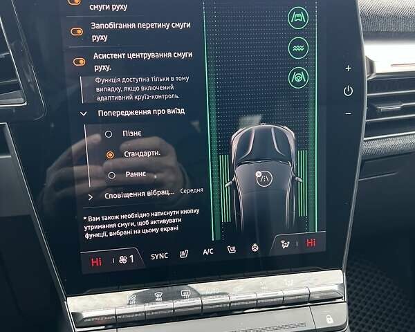 Серый Рено Megane E-Tech, объемом двигателя 0 л и пробегом 33 тыс. км за 23450 $, фото 39 на Automoto.ua