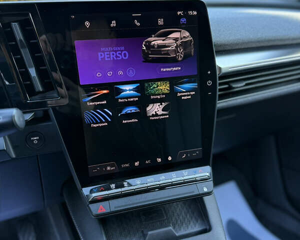 Серый Рено Megane E-Tech, объемом двигателя 0 л и пробегом 100 тыс. км за 22300 $, фото 58 на Automoto.ua