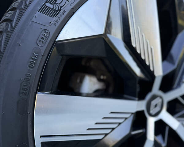 Серый Рено Megane E-Tech, объемом двигателя 0 л и пробегом 100 тыс. км за 22300 $, фото 49 на Automoto.ua