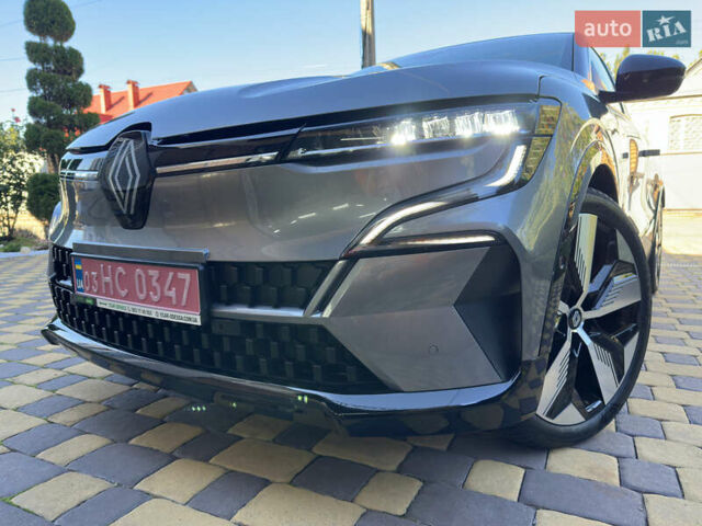 Сірий Рено Megane E-Tech, об'ємом двигуна 0 л та пробігом 23 тис. км за 22800 $, фото 5 на Automoto.ua