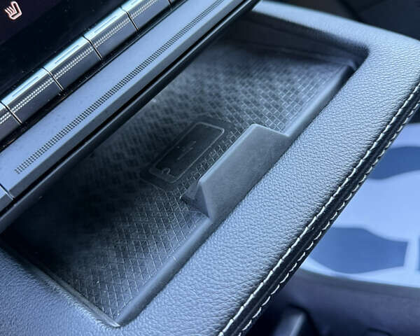 Рено Megane E-Tech 2023 в Дубно на Automoto.ua Серый Рено Megane E-Tech, объемом двигателя 0 л и пробегом 100 тыс. км за 22500 $, фото 97 на Automoto.ua