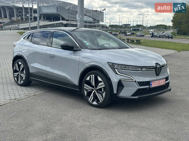 Серый Рено Megane E-Tech, объемом двигателя 0 л и пробегом 43 тыс. км за 23500 $, фото 10 на Automoto.ua