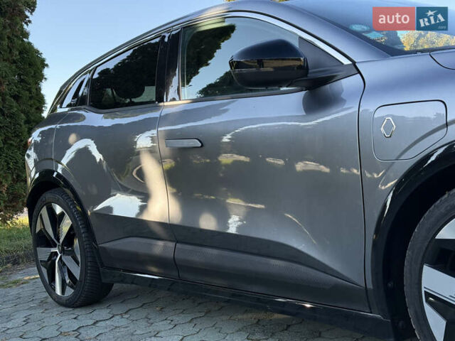 Серый Рено Megane E-Tech, объемом двигателя 0 л и пробегом 100 тыс. км за 21900 $, фото 105 на Automoto.ua