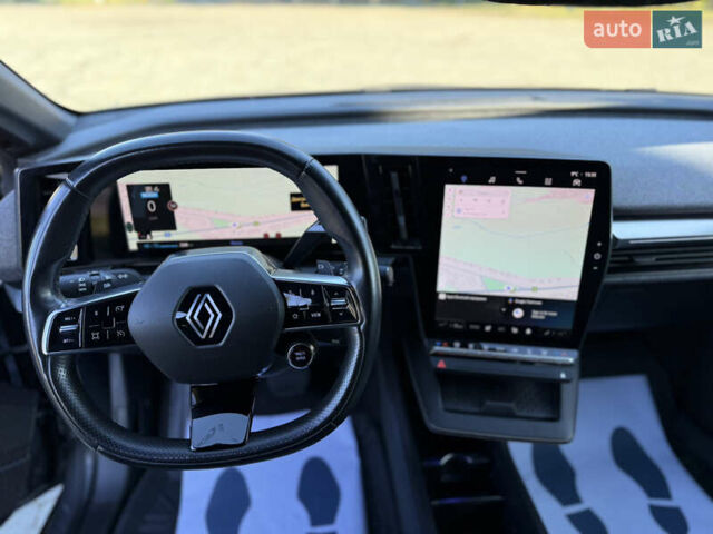 Серый Рено Megane E-Tech, объемом двигателя 0 л и пробегом 100 тыс. км за 22300 $, фото 60 на Automoto.ua