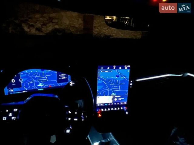 Серый Рено Megane E-Tech, объемом двигателя 0 л и пробегом 65 тыс. км за 23500 $, фото 32 на Automoto.ua
