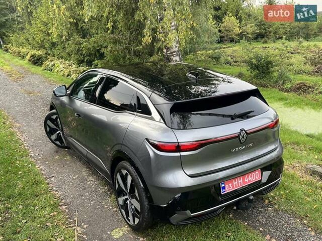 Серый Рено Megane E-Tech, объемом двигателя 0 л и пробегом 65 тыс. км за 23500 $, фото 45 на Automoto.ua