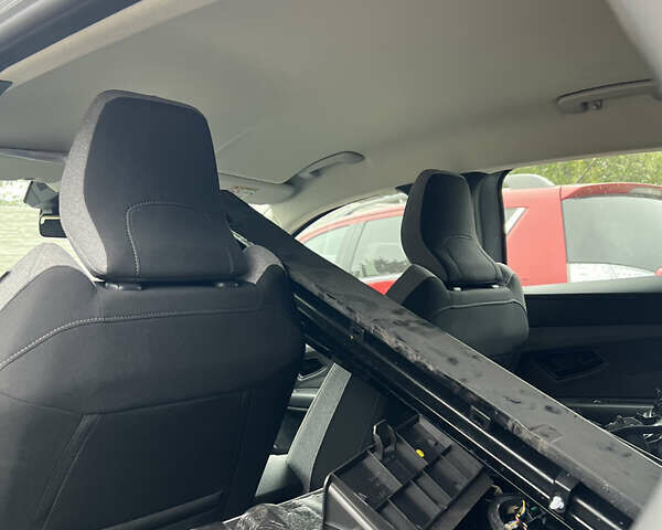 Сірий Рено Megane E-Tech, об'ємом двигуна 0 л та пробігом 30 тис. км за 12000 $, фото 10 на Automoto.ua