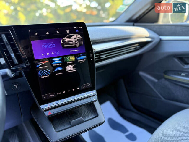Рено Megane E-Tech 2023 в Дубно на Automoto.ua Серый Рено Megane E-Tech, объемом двигателя 0 л и пробегом 100 тыс. км за 22500 $, фото 54 на Automoto.ua