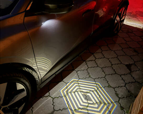 Серый Рено Megane E-Tech, объемом двигателя 0 л и пробегом 100 тыс. км за 22300 $, фото 78 на Automoto.ua