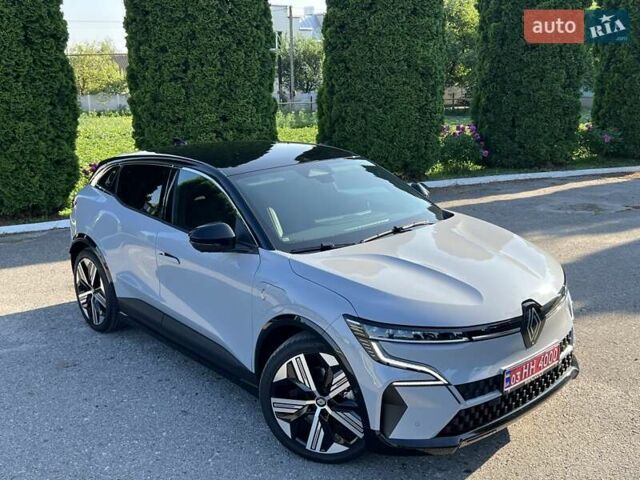 Серый Рено Megane E-Tech, объемом двигателя 0 л и пробегом 2 тыс. км за 26500 $, фото 15 на Automoto.ua