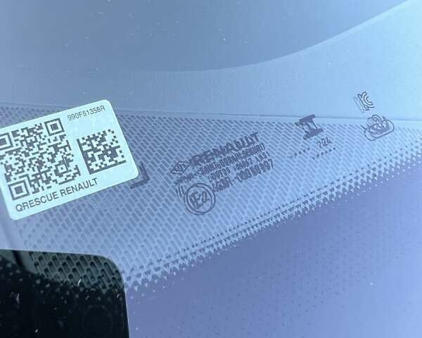 Серый Рено Megane E-Tech, объемом двигателя 0 л и пробегом 2 тыс. км за 26500 $, фото 41 на Automoto.ua