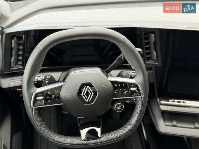 Серый Рено Megane E-Tech, объемом двигателя 0 л и пробегом 4 тыс. км за 31000 $, фото 51 на Automoto.ua