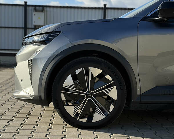 Серый Рено Megane E-Tech, объемом двигателя 0 л и пробегом 4 тыс. км за 31000 $, фото 14 на Automoto.ua