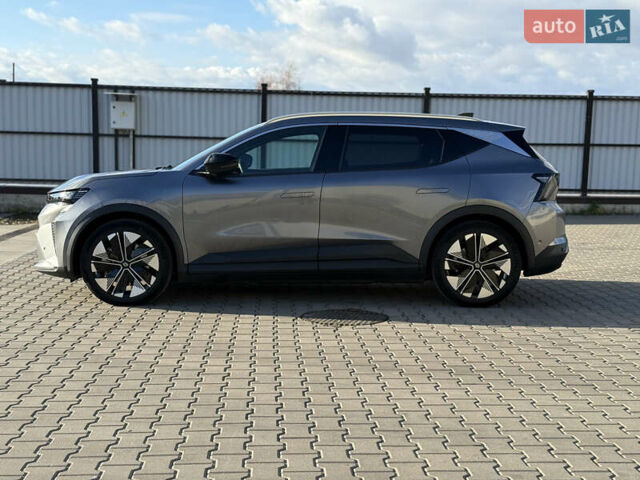 Серый Рено Megane E-Tech, объемом двигателя 0 л и пробегом 4 тыс. км за 31000 $, фото 13 на Automoto.ua