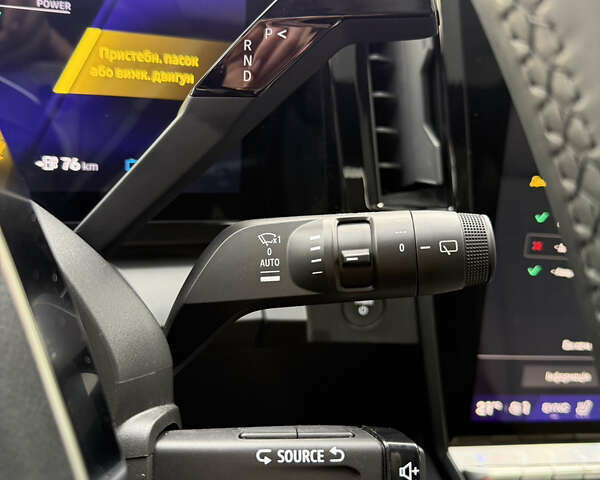 Серый Рено Megane E-Tech, объемом двигателя 0 л и пробегом 4 тыс. км за 31000 $, фото 56 на Automoto.ua