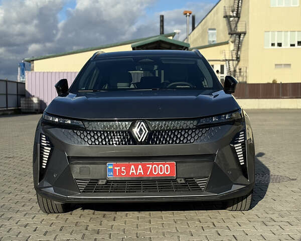 Серый Рено Megane E-Tech, объемом двигателя 0 л и пробегом 4 тыс. км за 31000 $, фото 9 на Automoto.ua