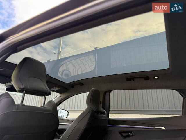 Серый Рено Megane E-Tech, объемом двигателя 0 л и пробегом 4 тыс. км за 31000 $, фото 43 на Automoto.ua