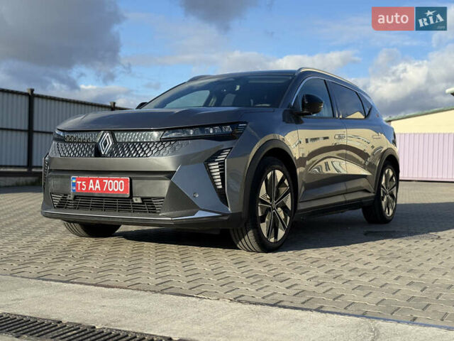 Серый Рено Megane E-Tech, объемом двигателя 0 л и пробегом 4 тыс. км за 31000 $, фото 12 на Automoto.ua