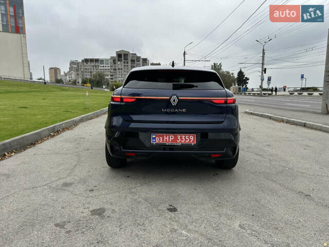 Синій Рено Megane E-Tech, об'ємом двигуна 0 л та пробігом 193 тис. км за 19500 $, фото 6 на Automoto.ua
