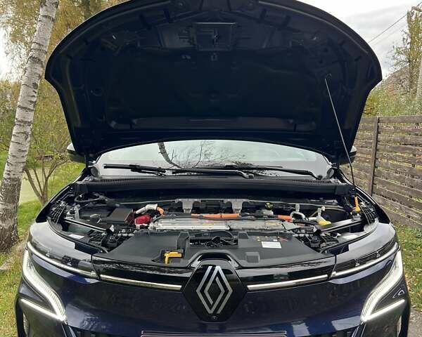 Рено Megane E-Tech 2022 в Дубно на Automoto.ua Синий Рено Megane E-Tech, объемом двигателя 0 л и пробегом 38 тыс. км за 24000 $, фото 35 на Automoto.ua