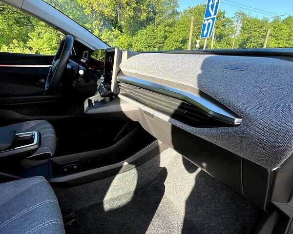 Синій Рено Megane E-Tech, об'ємом двигуна 0 л та пробігом 28 тис. км за 21000 $, фото 9 на Automoto.ua