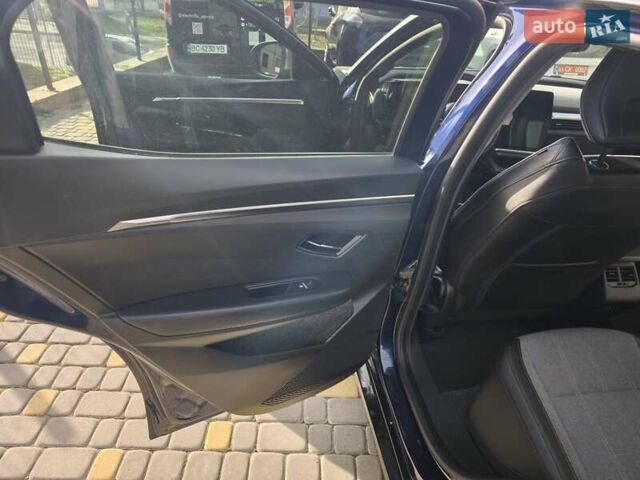 Синий Рено Megane E-Tech, объемом двигателя 0 л и пробегом 120 тыс. км за 19800 $, фото 22 на Automoto.ua