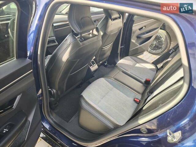 Синий Рено Megane E-Tech, объемом двигателя 0 л и пробегом 120 тыс. км за 19800 $, фото 19 на Automoto.ua