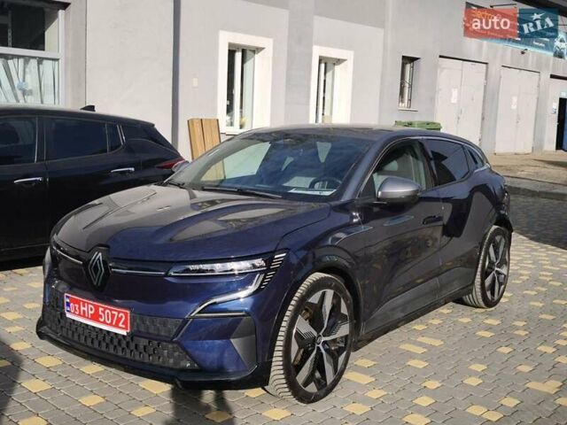Синий Рено Megane E-Tech, объемом двигателя 0 л и пробегом 120 тыс. км за 19800 $, фото 2 на Automoto.ua