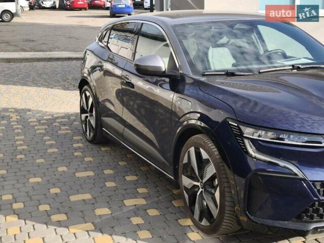 Синий Рено Megane E-Tech, объемом двигателя 0 л и пробегом 120 тыс. км за 19800 $, фото 9 на Automoto.ua