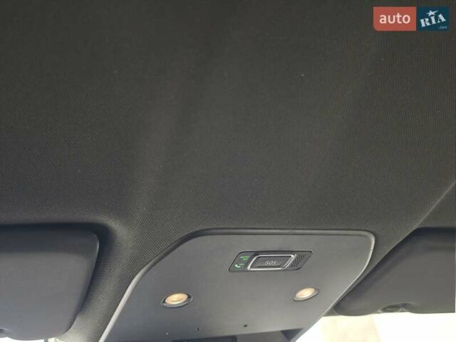 Синий Рено Megane E-Tech, объемом двигателя 0 л и пробегом 120 тыс. км за 19800 $, фото 30 на Automoto.ua