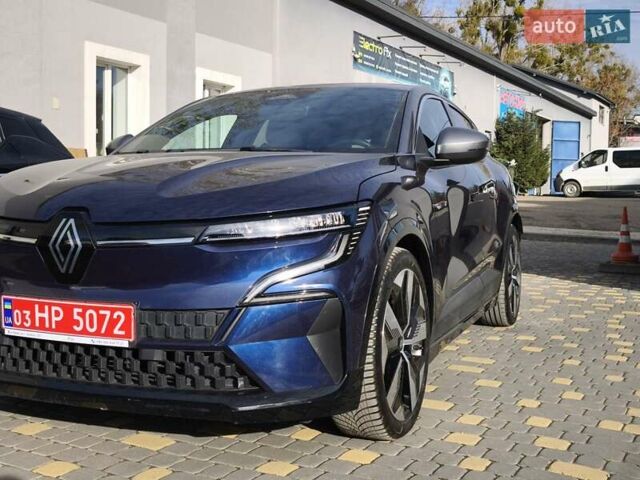 Синий Рено Megane E-Tech, объемом двигателя 0 л и пробегом 120 тыс. км за 19800 $, фото 1 на Automoto.ua