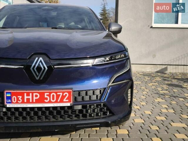 Синий Рено Megane E-Tech, объемом двигателя 0 л и пробегом 120 тыс. км за 19800 $, фото 15 на Automoto.ua