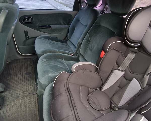 Білий Рено Megane Scenic, об'ємом двигуна 1.6 л та пробігом 335 тис. км за 2500 $, фото 14 на Automoto.ua