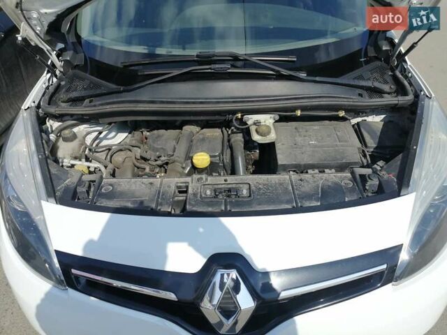 Білий Рено Megane Scenic, об'ємом двигуна 1.5 л та пробігом 402 тис. км за 9100 $, фото 8 на Automoto.ua
