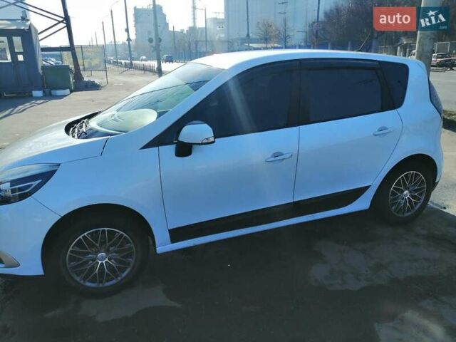 Білий Рено Megane Scenic, об'ємом двигуна 1.5 л та пробігом 402 тис. км за 9100 $, фото 6 на Automoto.ua