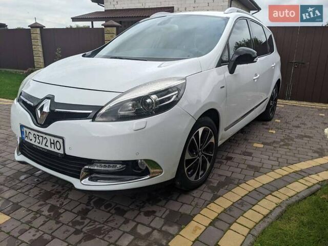 Белый Рено Megane Scenic, объемом двигателя 1.6 л и пробегом 210 тыс. км за 11200 $, фото 1 на Automoto.ua