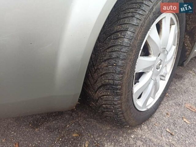 Бежевый Рено Megane Scenic, объемом двигателя 1.6 л и пробегом 306 тыс. км за 5300 $, фото 7 на Automoto.ua